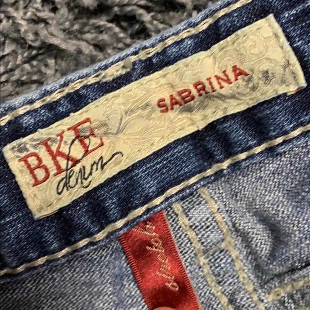 BKE Sabrina style jeans - Picture 2 of 8